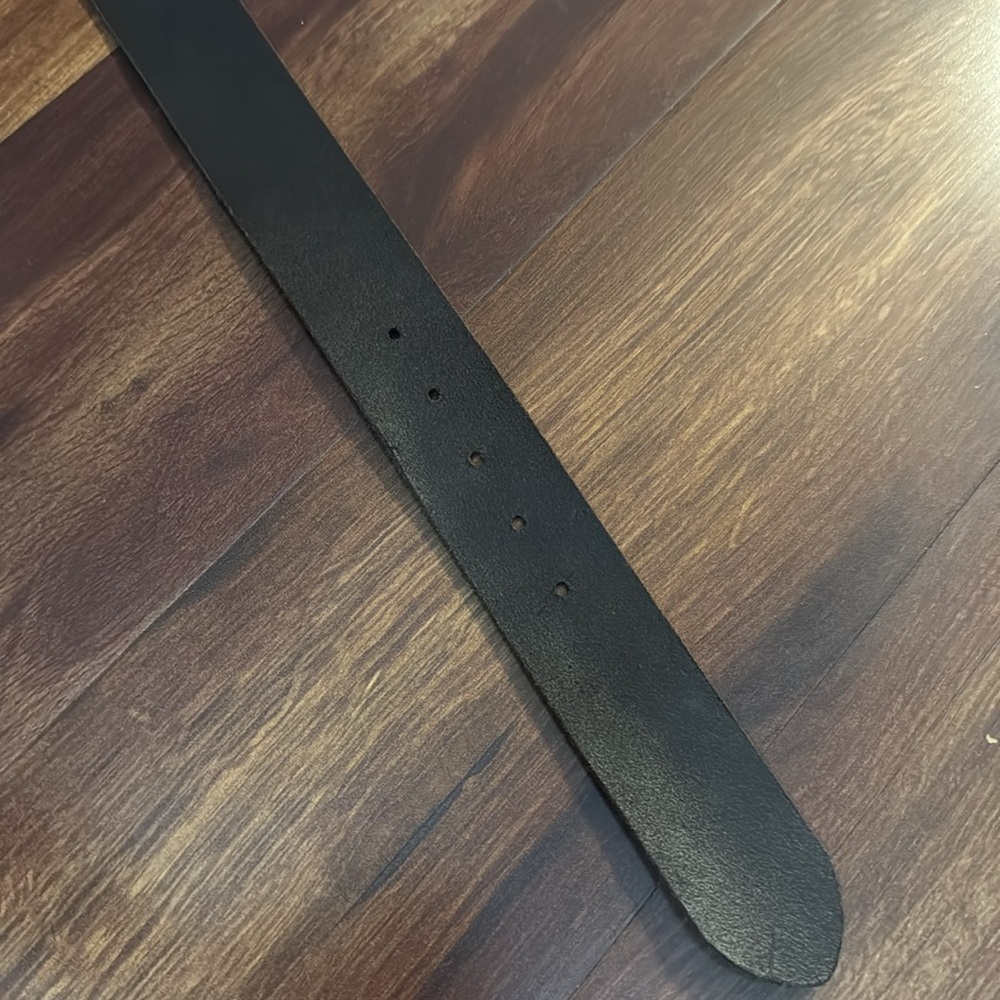 DIVIDED Women's Black Belt Size Medium - Picture 9 of 11